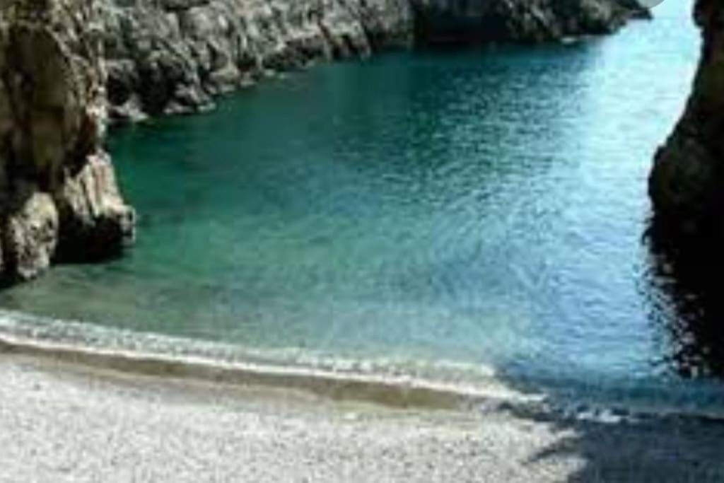 Green Apartment In Sorrento Coast มัสซาลูเบรนเซ ภายนอก รูปภาพ