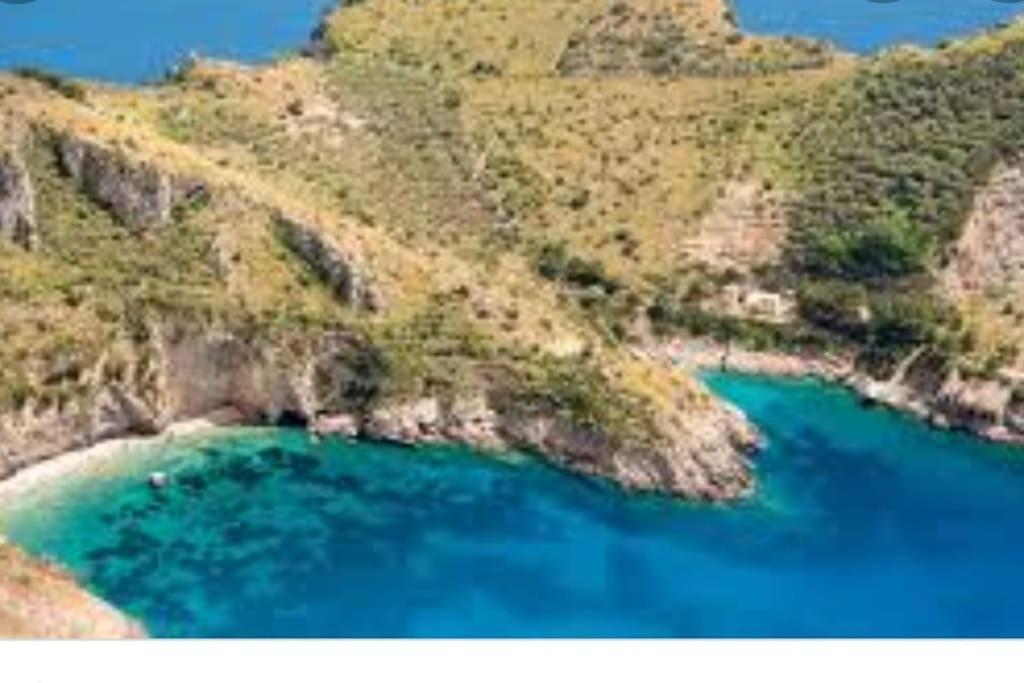 Green Apartment In Sorrento Coast มัสซาลูเบรนเซ ภายนอก รูปภาพ